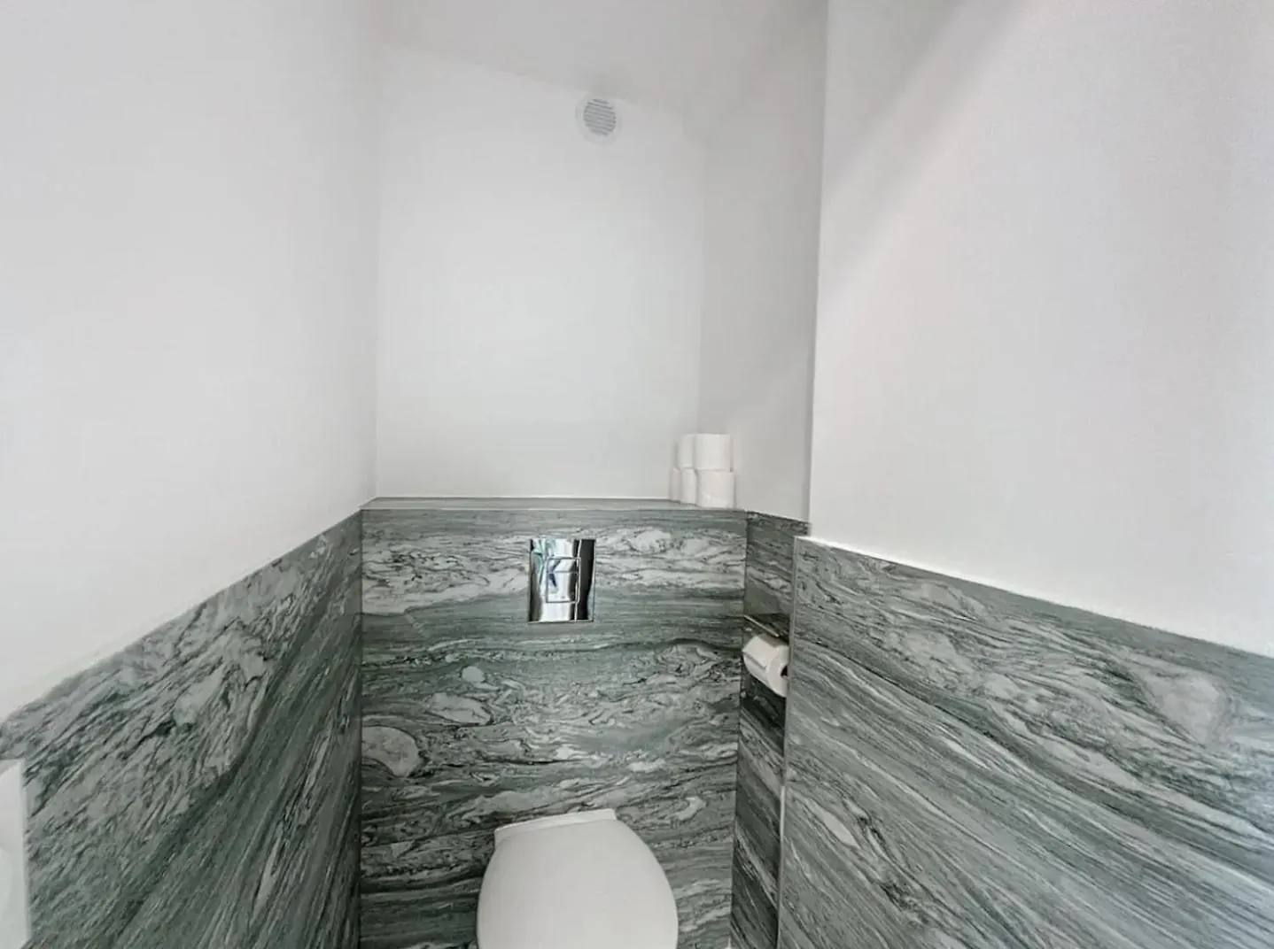 Modern 2 Bedroom In The Heart Of Cannes
